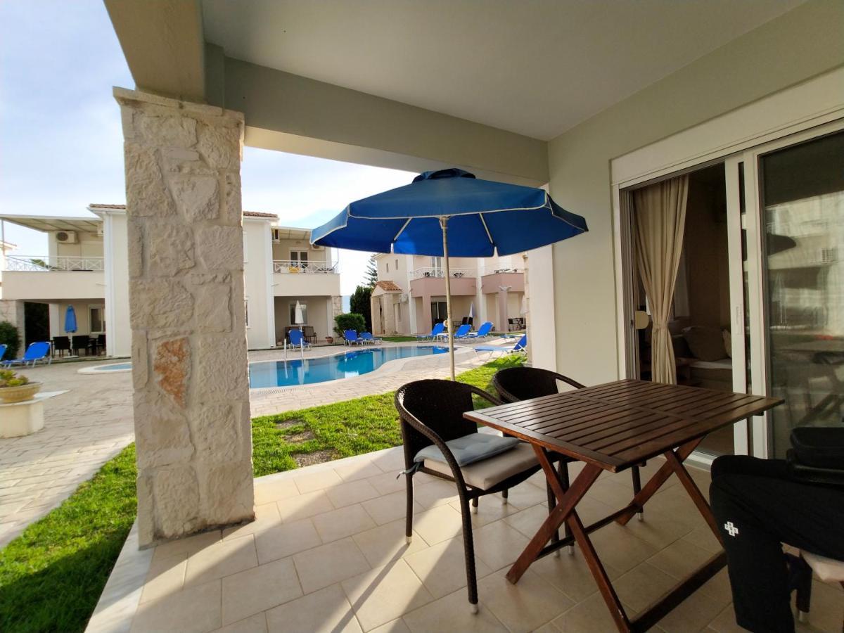 Kalamaki Court Villas Unit9 ภายนอก รูปภาพ